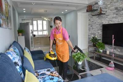 專業(yè)保潔服務 從家庭日常到高空清洗，全方位潔凈解決方案